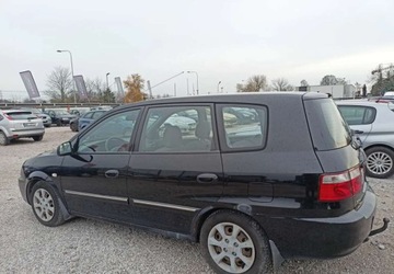 Kia Carens III 2.0 CRDi VGT 140KM 2006 Kia Carens Kia Carens 2.0 Diesel 140KM, zdjęcie 2