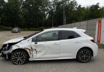 Toyota Corolla XII Hatchback Facelifting 1.8 Hybrid 140KM 2023 Toyota Corolla Lift Okazja 1.8 Hybryda 140KM, zdjęcie 11