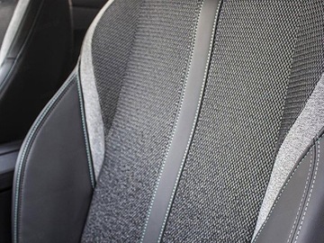 Peugeot 308 III 2025 Od ręki - Allure 1.2 mHEV 145KM / Pakiet Wygoda, Safety, Komfort, zdjęcie 4