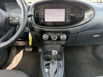 Toyota Aygo X 1.1 VVT-i 72KM 2023 Toyota Aygo X Automat*CarPlay*Tylko 42000km, zdjęcie 15