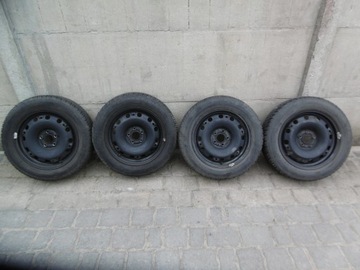VW POLO 6R0 - 6Jx15 H2 ET38 5x100 - felgi zima