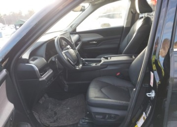 Toyota 2024 Toyota Grand Highlander 2024r, Limited, 2.4L, od ubezpieczalni 2.4 Benzyna, zdjęcie 9