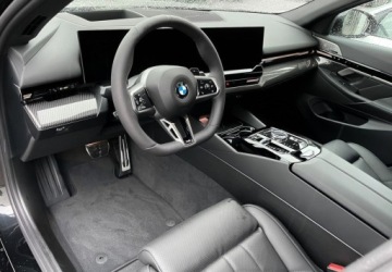 BMW Seria 5 G90-91 Touring 2.0 520d 197KM 2026 BMW Seria 5 520d xDrive, Panorama, M sport, Pakiet Travel, Bowers, 21 cali, zdjęcie 4