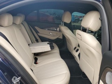 Mercedes Klasa E W213 2019 Mercedes-Benz Klasa E 2019r., E300, od ubezpieczalni 2.0 Benzyna 241KM, zdjęcie 8