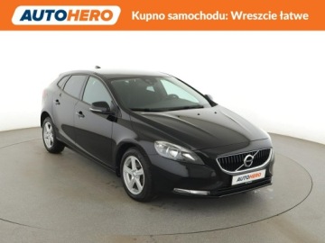 Volvo V40 II Hatchback Facelifting 2.0 D2 120KM 2018 Volvo V40 2.0D Niski przebieg Navi Czujniki, zdjęcie 9