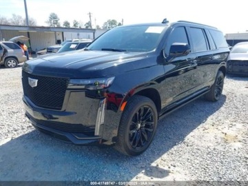 Cadillac Escalade III 2022 Cadillac Escalade 2022, 6.2L, 2WD SPORT PLATINUM 6.2 Benzyna 420KM, zdjęcie 2