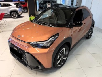Toyota Aygo X 2025 Od ręki - Style VIP 1.5 Hybrid 116KM | Podgrzewane fotele!, zdjęcie 1