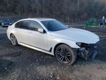 BMW Seria 7 G11-G12 2019 BMW Seria 7 2019, 4.4L, 4x4, od ubezpieczalni, zdjęcie 3