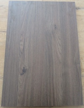 ЛАМИНИРОВАННАЯ ПЛИТА МАЛАЙЗИЙСКИЙ ТИК 10x10x1,8см