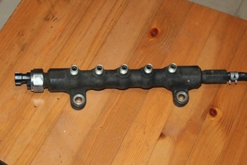 РЕЙКА ВПРЫСКА COROLLA VERSO II RAV 4 III 2.2 D4D