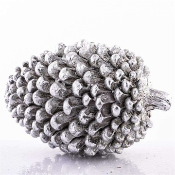 OZDOBNA SZYSZKA FIGURKA DEKORACJA SREBRNA