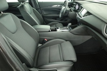 Opel Insignia II Sports Tourer Facelifting 2.0 Diesel 174KM 2021 Opel Insignia 2.0 CDTI, Salon Polska, zdjęcie 6