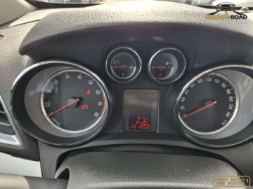 Opel Mokka I SUV 1.6 Ecotec 115KM 2015 Opel Mokka 1,6 16v 115 KM klima elektryka alu wspomaganie oplacony 1.6, zdjęcie 15