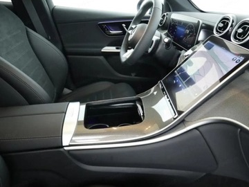 Mercedes GLC C254/X254 Coupe 2.0 220d 197KM 2025 MERCEDES-BENZ GLC 220 d 4-Matic AMG Line 2.0 (197KM) 2025, zdjęcie 12