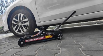 АВТОМОБИЛЬНЫЙ ДОМКРАТ ГИДРАВЛИЧЕСКИЙ НИЗКОПРОФИЛЬНЫЙ НИЗКИЙ 2,5 Т