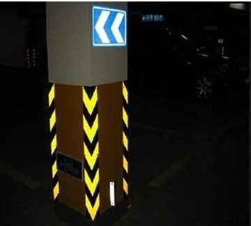 ЛЕНТА ЖЕЛТО-ЧЕРНАЯ СВЕТООТРАЖАЮЩАЯ 25м САМОКЛЕЯЩАЯСЯ