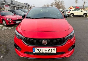 Fiat Tipo II Hatchback 1.4 T-Jet 120KM 2019 Fiat Tipo Fiat Tipo 1.4 T-Jet 16v Sport 1.4 Benzyna 120KM, zdjęcie 1