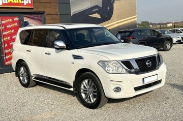 Nissan Patrol IV 2013 Nissan Patrol 4X4 PATROL 5.5 BENZ 405 KM 2013r DUBAI Warszawa 5.6 Benzyna, zdjęcie 1