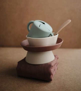 Силиконовая чаша. с присоской MUSHIE Cambridge Blue