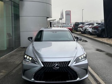 Lexus ES VII (XV70) Sedan Facelifting 300h 218KM 2025 Od ręki - 300h Omotenashi 2.5 E-CVT 218KM | Podgrzewane fotele!, zdjęcie 1
