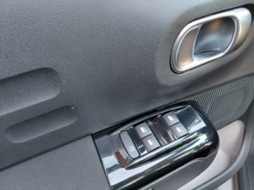 Citroen C3 III VAN 1.2 PureTech 82KM 2021 Citroen C3 Klimatronik Navi Tempomat Asystent pasa 1.2 Benzyna 82KM, zdjęcie 7