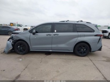 Toyota Sienna III 2026 Toyota Sienna Woodland Edition 2026 2.5 Hybryda 245KM, zdjęcie 2