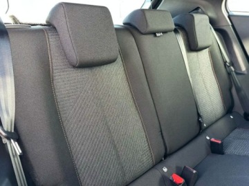 Peugeot 2008 II SUV Facelifting 1.2 PureTech 100KM 2025 PEUGEOT 2008 Style 1.2 PureTech 100KM, zdjęcie 9