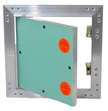 Ревизионная дверца, накладка из гипсокартона 15х15.