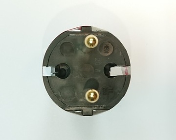 Wtyczka 2P - 16A Czarna Legrand 50181