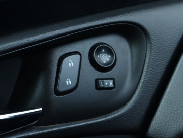 Opel Insignia I Sedan Facelifting 2.0 CDTI ECOTEC 163KM 2014 Opel Insignia 2.0 CDTI, Salon Polska, Skóra, zdjęcie 17