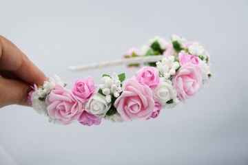 OPASKA różówa wianek komunijny kwiaty różowe na głowę na komunije wesele