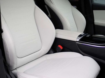 Mercedes GLC C254/X254 Coupe 2.0 220d 197KM 2025 GLC Coupe 220 d 4-Matic AMG Line 2.0 (197KM) 2025, zdjęcie 4