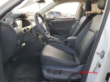 Volkswagen Tiguan II 2023 Volkswagen Tiguan 2023 r., 2,0L od ubezpieczalni 2.0 Benzyna 184KM, zdjęcie 8
