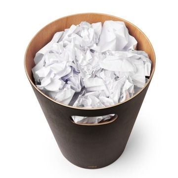 Контейнер для мусора WOODROW umbra - TRASHCAN WOODROW BL