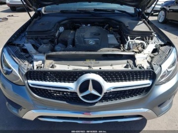 Mercedes GLC C253 2018 Mercedes-Benz GLC 2018 MERCEDES-BENZ GLC 300 COUPE 4MATIC 2.0 Benzyna 241KM, zdjęcie 15