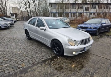 Mercedes Klasa C W203 Sedan W203 2.1 (C 200 CDI) 116KM 2002 Mercedes-Benz Klasa C Mercedes-Benz Klasa C 20..., zdjęcie 2