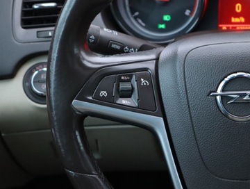 Opel Insignia I Sports Tourer 2.0 CDTI ECOTEC 160KM 2011 Opel Insignia 2.0 CDTI, Salon Polska, 4X4, zdjęcie 6