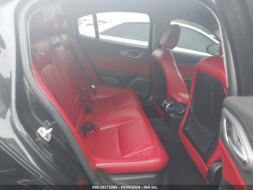 Alfa Romeo Giulia II 2017 Alfa Romeo Giulia 2017 Alfa Romeo Giulia AWD Benzyna 280KM, zdjęcie 12