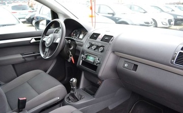 Volkswagen Touran II 1.6 TDI 105KM 2014 Volkswagen Touran Bezwypadkowy - Serwis - OPLACONY - Bez Korozji 1.6 105KM, zdjęcie 35