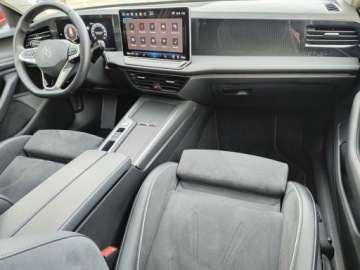 Volkswagen Passat B8 Variant Facelifting 1.5 TSI EVO 150KM 2025 Volkswagen Passat serwis ASO 2.0TDI 150KM bezwypadkow gwarancja pakiety ka, zdjęcie 23