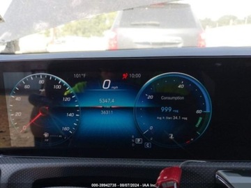 Mercedes Klasa A W177/V177 2022 Mercedes-Benz Klasa A 2022r., 2.0l, od ubezpieczalni 2.0 Benzyna 188KM, zdjęcie 10