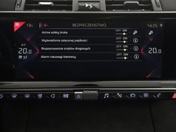  DS Automobiles DS 7 Crossback Performance Line+, zdjęcie 25