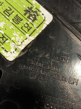 HYUNDAI I40 PLAST KRYT NA SLOUPEK LEVÝ PŘEDNÍ