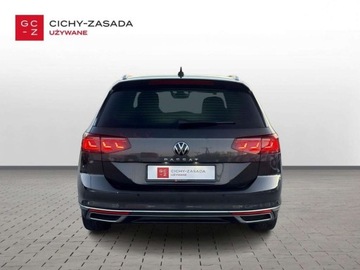 Volkswagen Passat B8 Variant Facelifting 2.0 TDI SCR 200KM 2022 Volkswagen Passat 2.0TDI 200KM Elegance DSGKameraMATRIXACCNiski PrzebiegAS, zdjęcie 3
