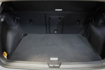 Volkswagen Golf VIII R 2.0 TSI 320KM 2021 Volkswagen Golf R*Salon Polska*DCC*IQ LIGHT*Vat23%, zdjęcie 16