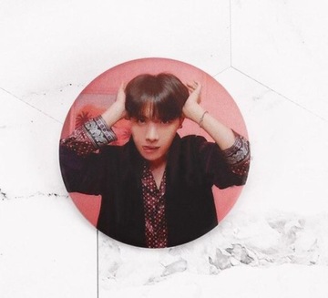 PRZYPINKA J-HOPE BANGTAN BOYS BT21 BTS kpop