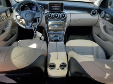 Mercedes Klasa C W205 2015 Mercedes-Benz Klasa C 2015 r., 2,0L 300 4MATIC 2.0 Benzyna 241KM, zdjęcie 8