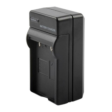 Портативное дорожное зарядное устройство для цифровой камеры.