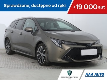 Toyota Corolla XII TS Kombi 1.2 Turbo D-4T 116KM 2020 Toyota Corolla 1.2 Turbo, Salon Polska