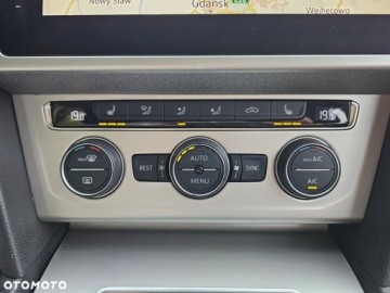 Volkswagen Passat B8 Variant 2.0 TDI BlueMotion SCR 150KM 2017 Volkswagen Passat Volkswagen Passat 2.0 Diesel 150KM, zdjęcie 25